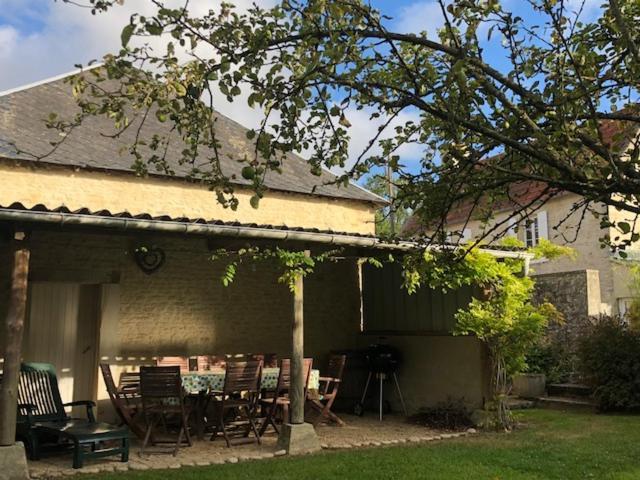 Le Petit Clos Du Bessin Holiday home Longues-sur-Mer